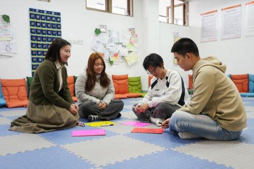 會(huì)“讀心”的AI教練 陽(yáng)光學(xué)院教師團(tuán)隊(duì)研發(fā)心理咨詢對(duì)練系統(tǒng)，賦能現(xiàn)代教育咨詢